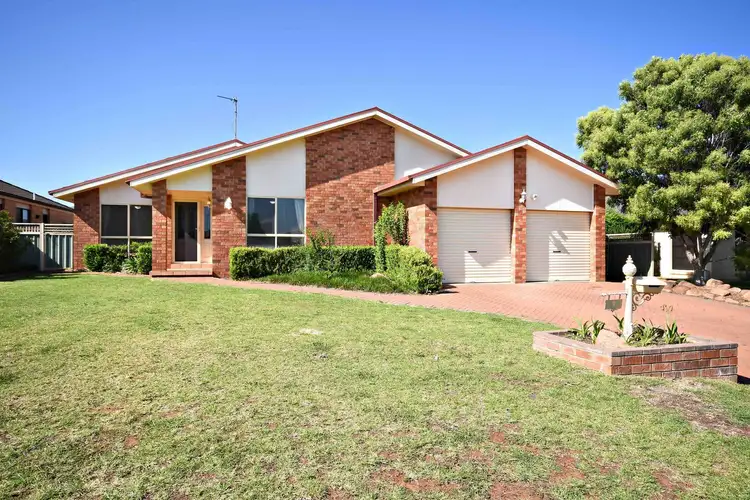 5 Oakmont Avenue, Dubbo NSW 2830