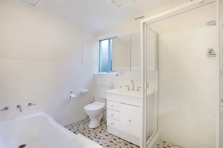 Fifth view of Homely unit listing, 2/2 Roberts Avenue, Randwick NSW 2031