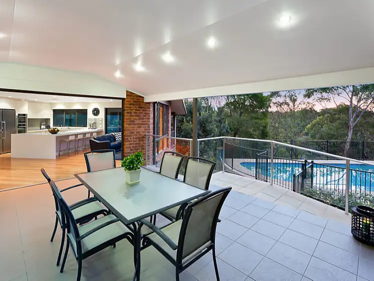 5 Deodara Gardens, Turramurra NSW 2074