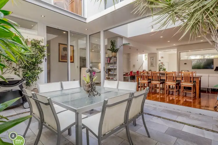 8 Rossello Lane, Subiaco WA 6008