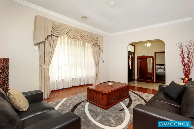 Sixth view of Homely house listing, 2 Malibu Grove, Taylors Lakes VIC 3038