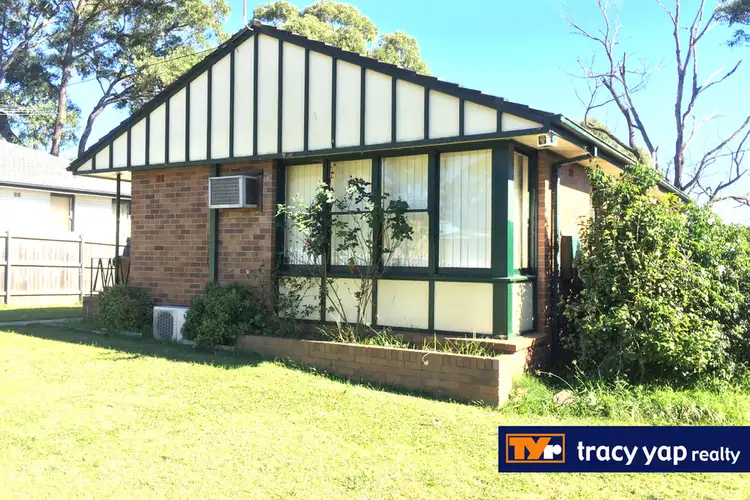 29 Luzon Avenue, Lethbridge Park NSW 2770