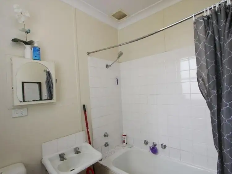 Sixth view of Homely house listing, 37 Hill Street, Goulburn NSW 2580