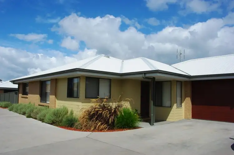 Main view of Homely unit listing, 2/29 Murrah Street, Bermagui NSW 2546