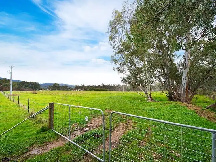 5/6-7 Market Street, Harcourt VIC 3453