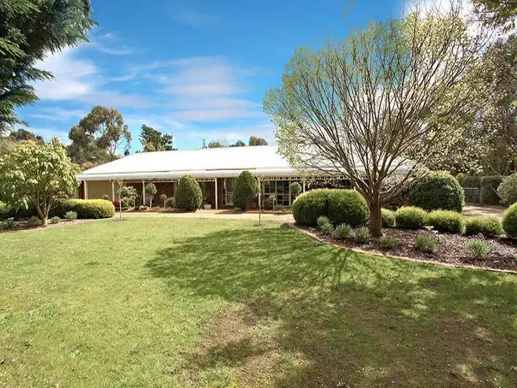 8 David Close, Somerville VIC 3912