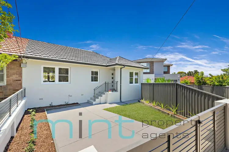 4 Edgar Crescent, Belfield NSW 2191