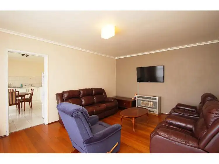 6 Guildford Avenue, Coolaroo VIC 3048