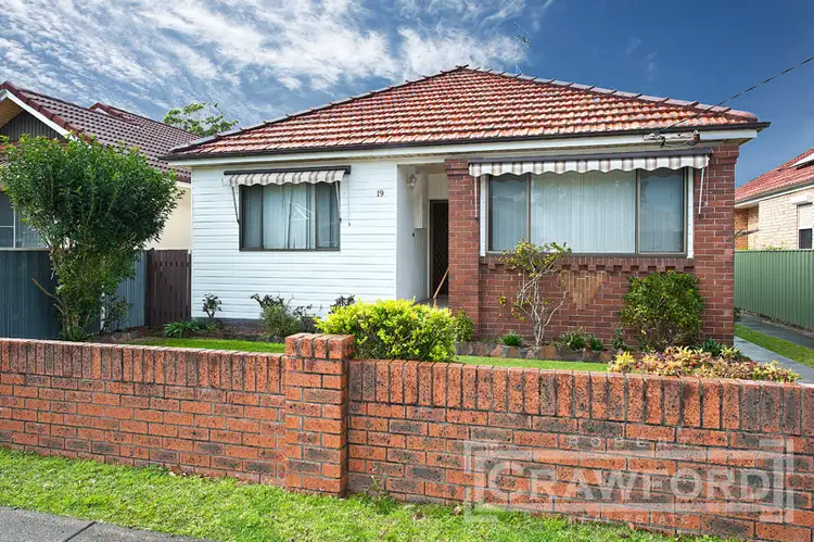 19 Kings Road, Broadmeadow NSW 2305