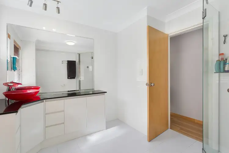 Sixth view of Homely unit listing, 2/83 Stevenson Street, Ascot QLD 4007