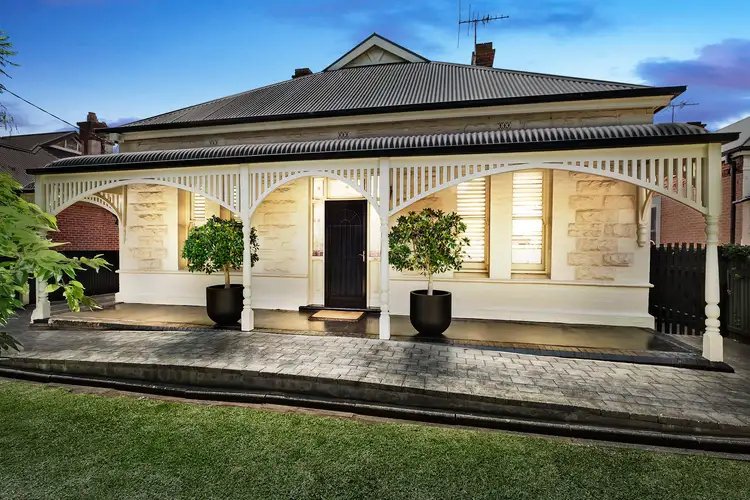 21 Tutt Avenue, Kingswood SA 5062