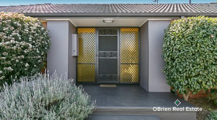 Second view of Homely house listing, 10 Plover Close, Frankston VIC 3199