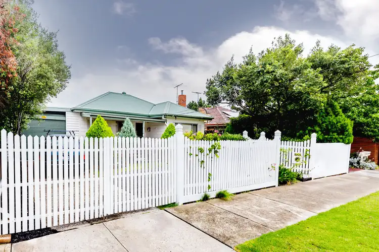 13 Waiora Parade, West Footscray VIC 3012