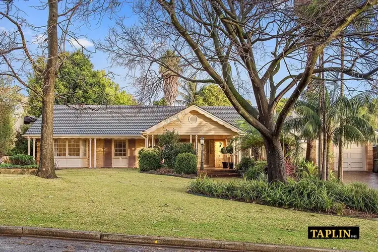 5 Rectory Walk, Springfield SA 5062
