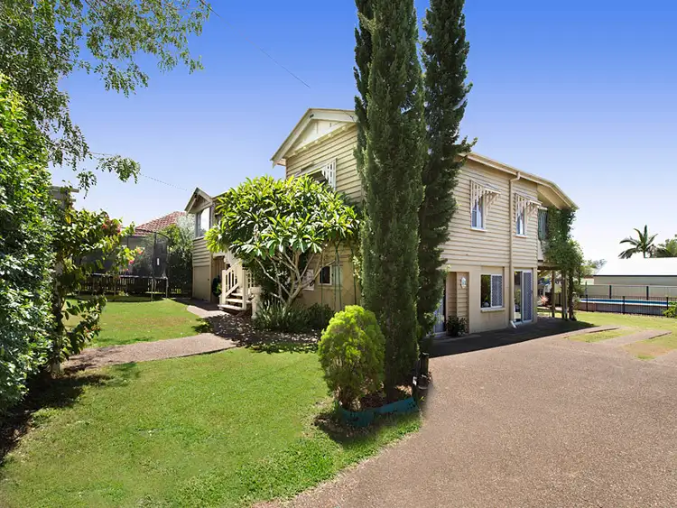100 Ellen Street, Oxley QLD 4075