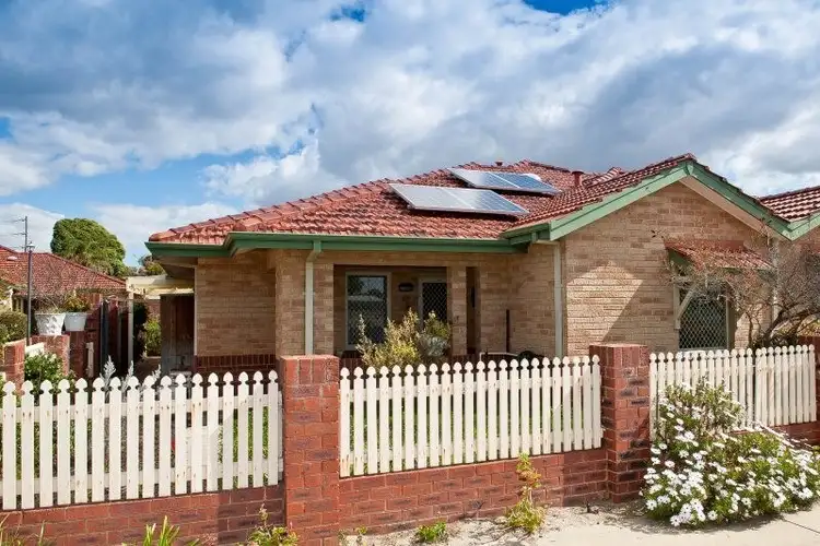 2/5 Dennison Street, Bedford WA 6052