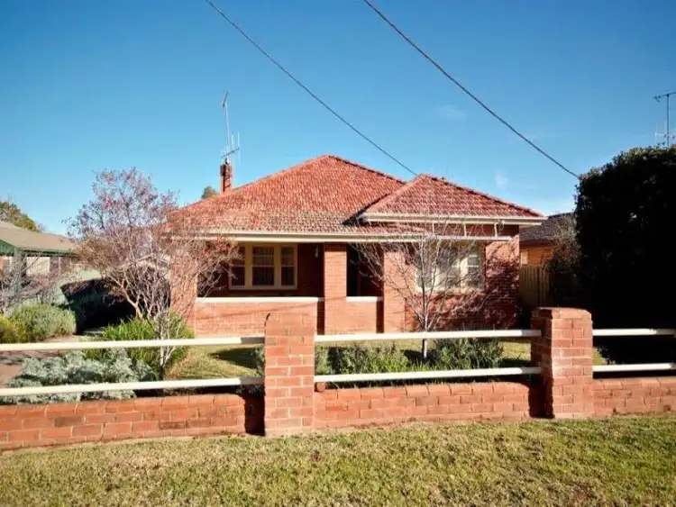 1 Thorby Avenue, Dubbo NSW 2830