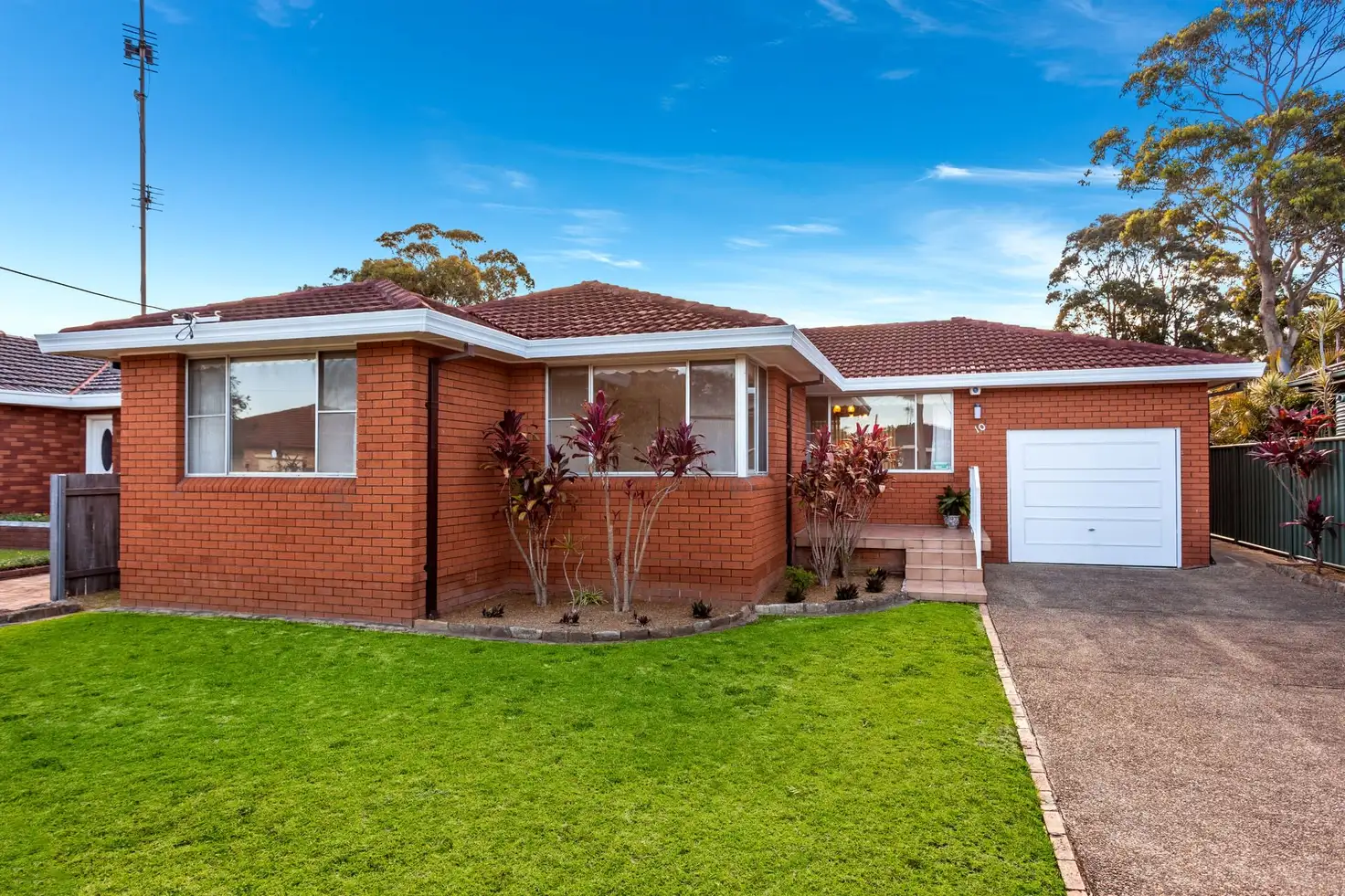 Main view of Homely house listing, 10 Ziems Avenue, Towradgi NSW 2518