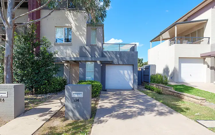 2/14 Margate Avenue, Holsworthy NSW 2173