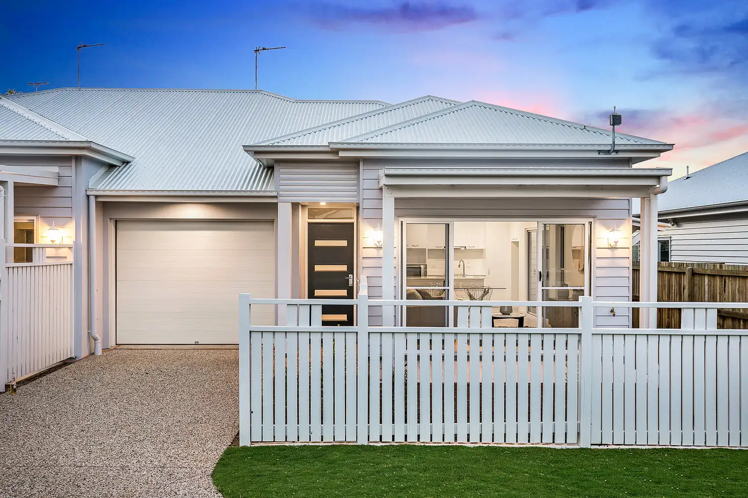 Main view of Homely unit listing, 2/11 Roberts Street, South Toowoomba QLD 4350