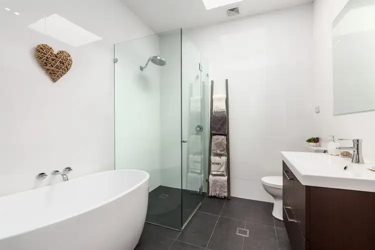 Sixth view of Homely house listing, 92 Hereford Street, Glebe NSW 2037