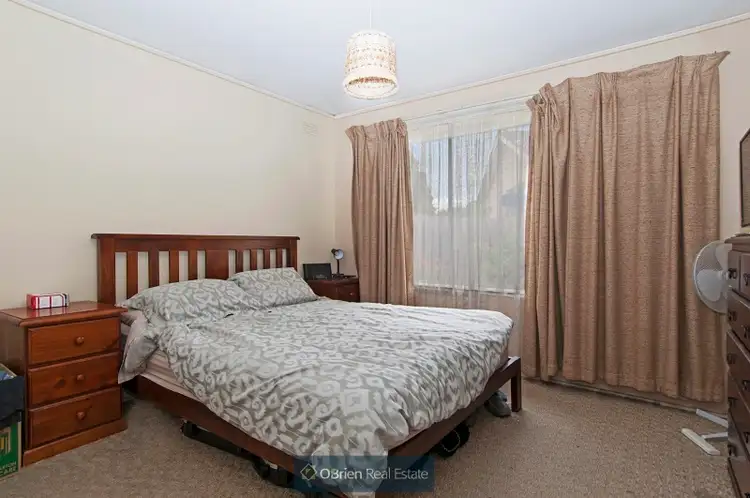 Fifth view of Homely house listing, 5 Gretana Crescent, Frankston VIC 3199
