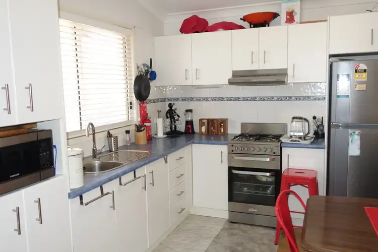 Fourth view of Homely unit listing, 2/6th Avenue 120 Osborne Parade, Warilla NSW 2528