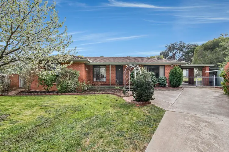 2 Francina Court, Eaglehawk VIC 3556