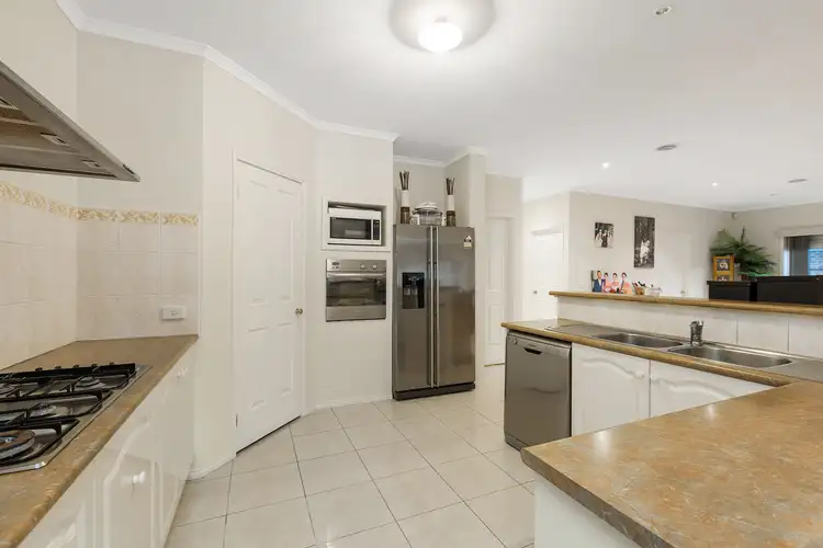 Fourth view of Homely house listing, 2 Eucalyptus Court, Sunshine West VIC 3020