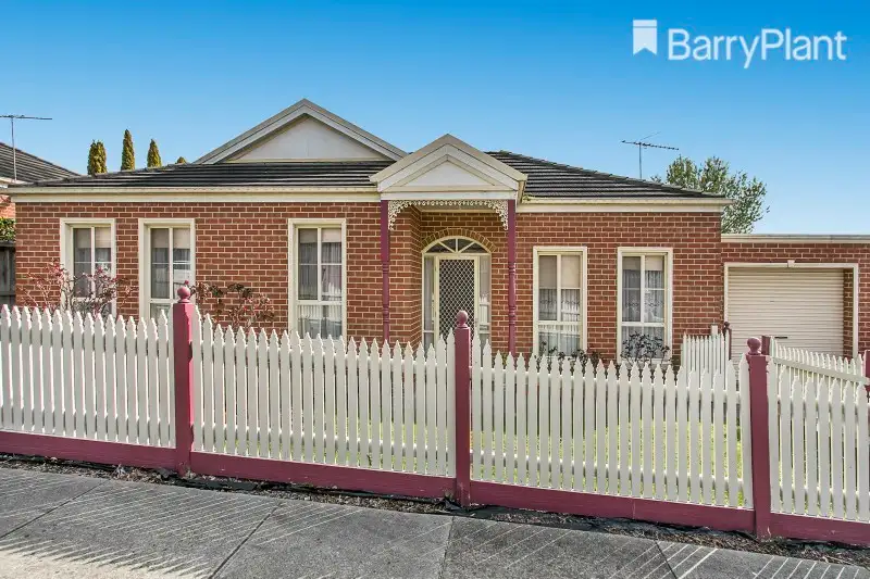 Main view of Homely house listing, 5 Davison Way, Berwick VIC 3806