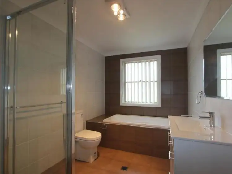 Sixth view of Homely villa listing, 1/25-29 Joshua Street, Goulburn NSW 2580