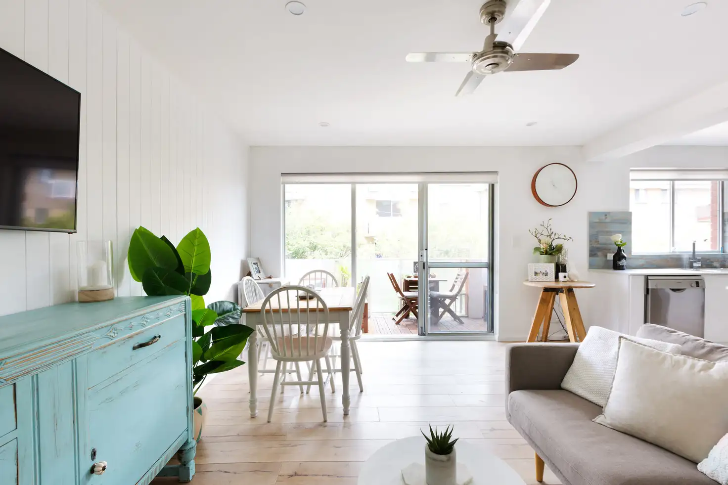 Main view of Homely apartment listing, 2/14 Campbell Parade, Manly Vale NSW 2093