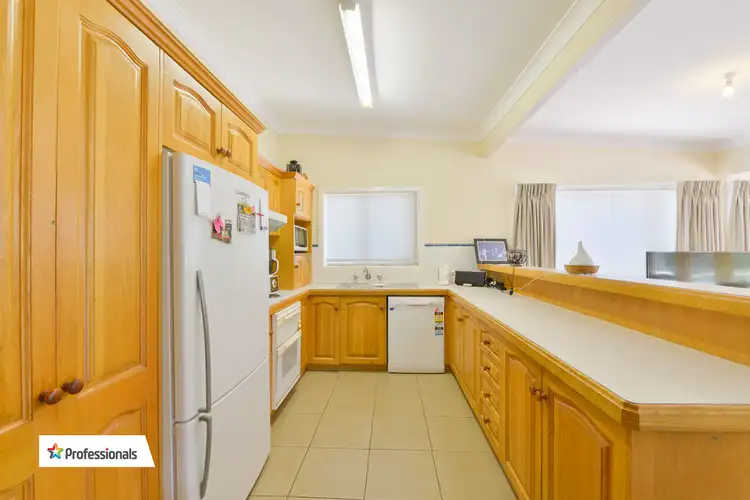 Fourth view of Homely house listing, 8 Raglan Street, Tamworth NSW 2340