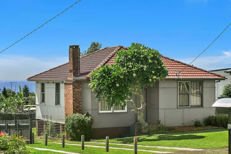 7 Carrington Street, Bulli NSW 2516