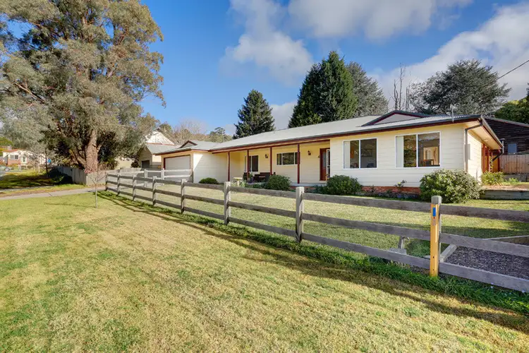1A Henderson Avenue, Mittagong NSW 2575