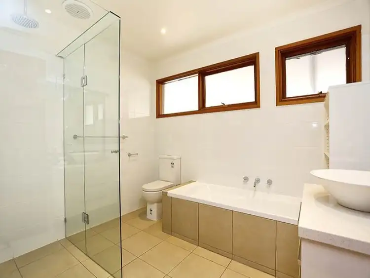 Sixth view of Homely unit listing, 4 Sinclair Street, Somerville VIC 3912