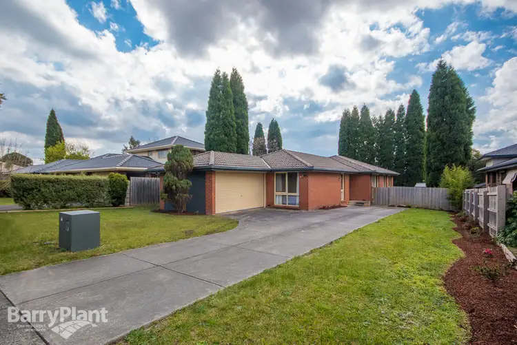 23 Tintern Crescent, Wantirna South VIC 3152