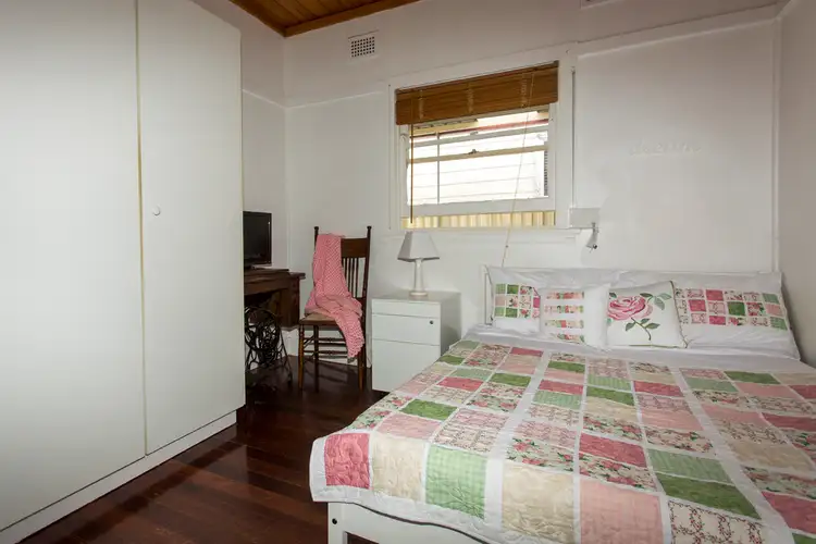 Sixth view of Homely house listing, 25 Singleton Avenue, East Hills NSW 2213