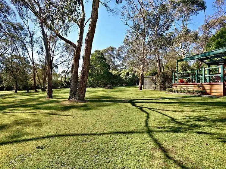 Fifth view of Homely house listing, 2 David Close, Somerville VIC 3912