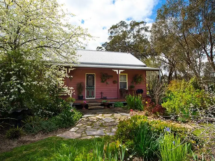 2 Stump Street, Maldon VIC 3463