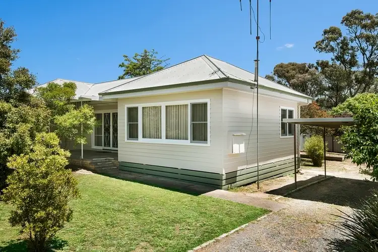 14 Morrison Street, Kangaroo Flat VIC 3555