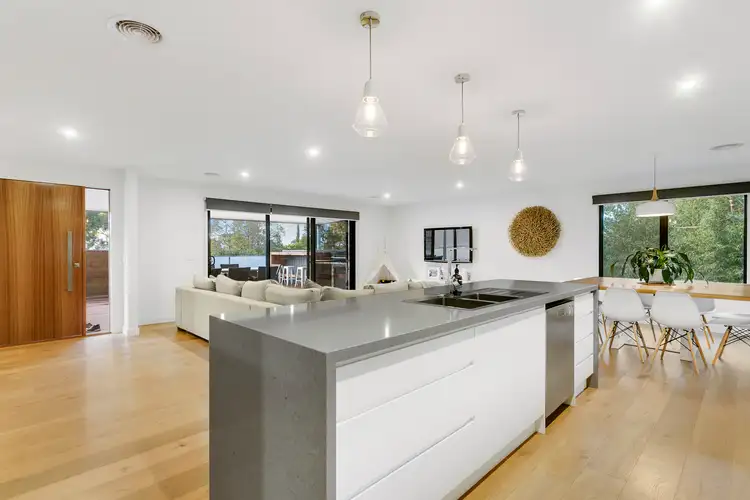 61 Granya Grove, Mount Eliza VIC 3930