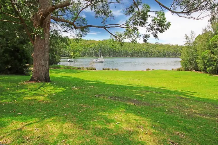 17 Windemere Drive, Conjola NSW 2539