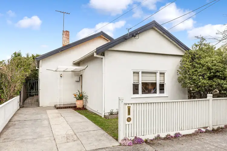 7 Wallace Street, Maidstone VIC 3012