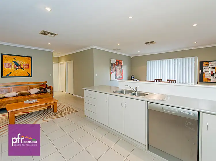 Sixth view of Homely villa listing, Unit 2/36 Astral Avenue, Carlisle WA 6101