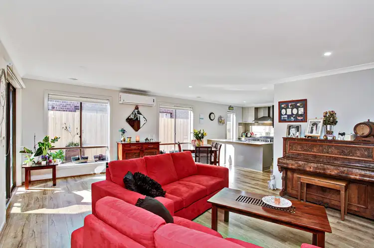 Fifth view of Homely house listing, 4 Moussa Court, Truganina VIC 3029