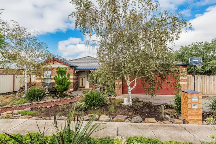 7 Charlotte Avenue, Melton West VIC 3337