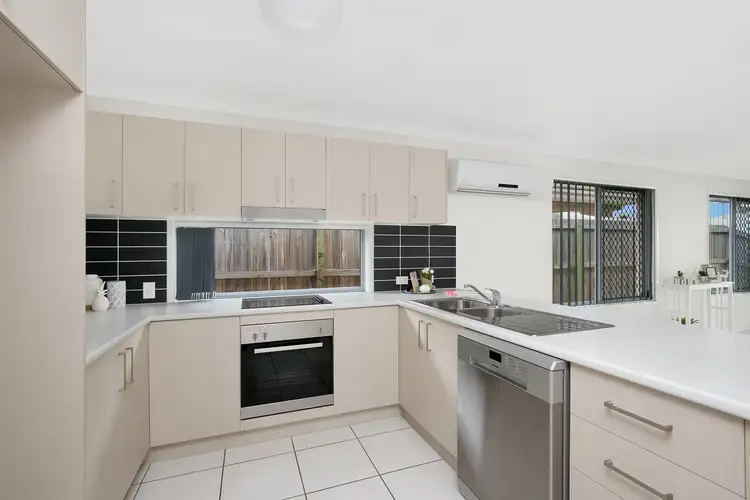 9 Nova Street, Waterford QLD 4133