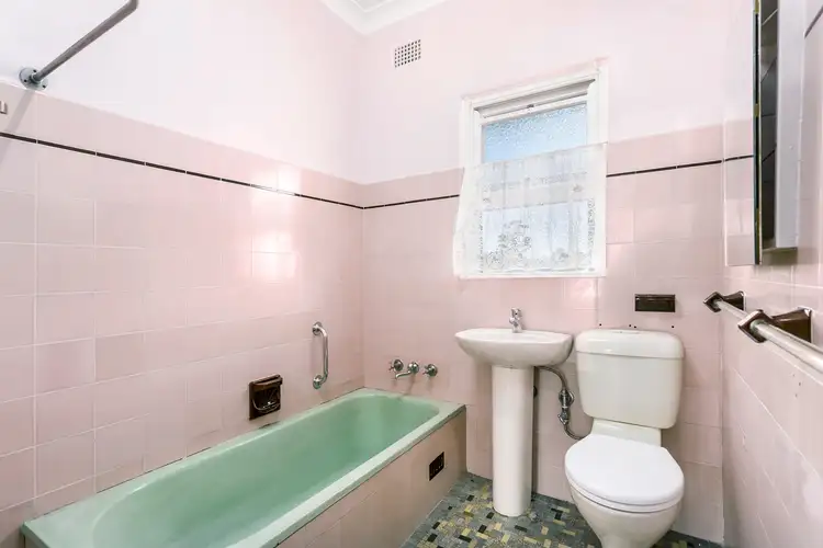 Sixth view of Homely house listing, 370 Princes Highway, Corrimal NSW 2518