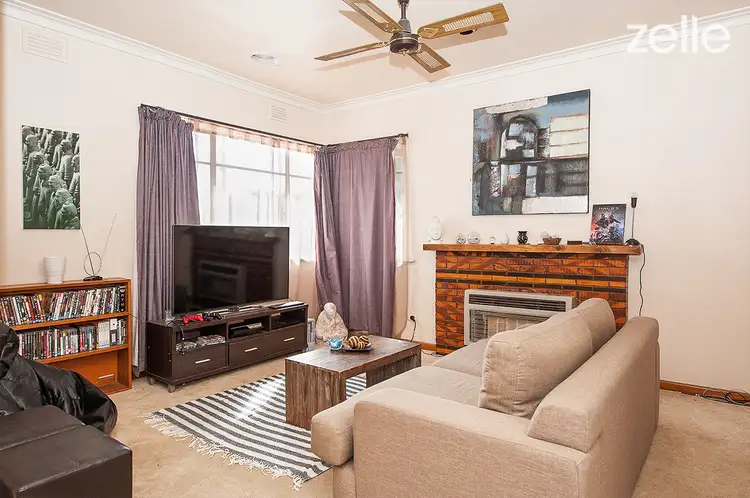 Fifth view of Homely house listing, 980 Calimo Street, Lavington NSW 2641
